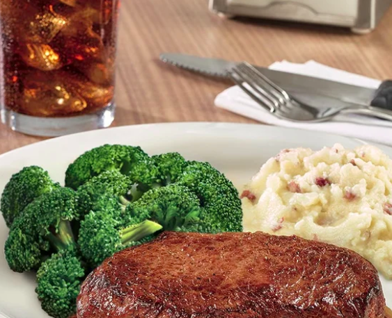 Dennys | restaurant | 1317 N Riverside Dr, Española, NM 87532, USA | 5057531210 OR +1 505-753-1210