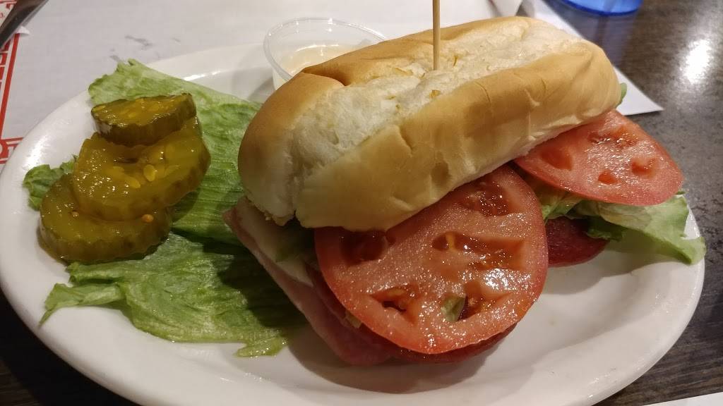 Carlyns Restaurant | restaurant | 506 15th St, Windber, PA 15963, USA | 8144678668 OR +1 814-467-8668