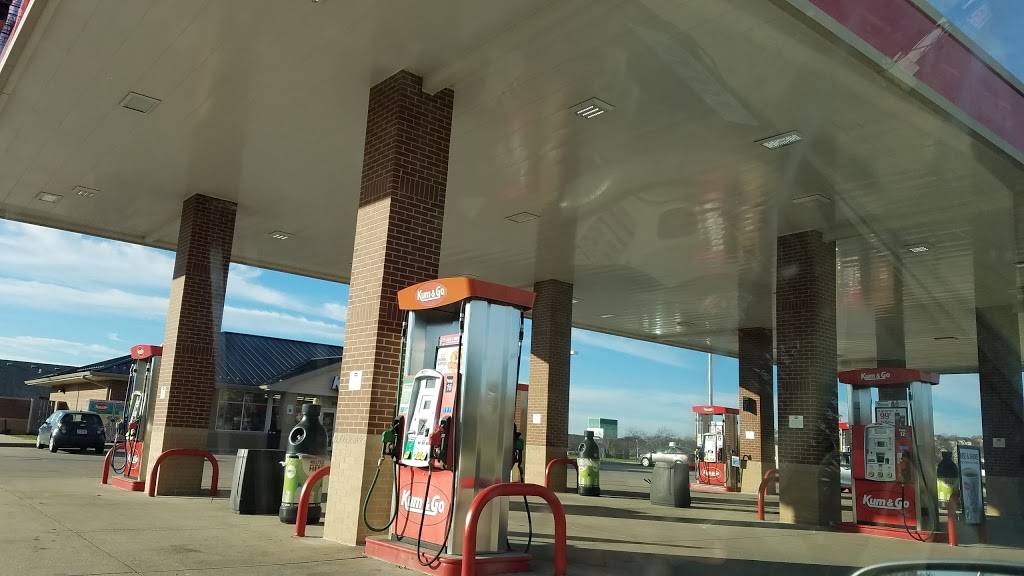 Kum & Go | meal takeaway | 5800 Northglenn Dr, Johnston, IA 50131, USA | 5152761730 OR +1 515-276-1730