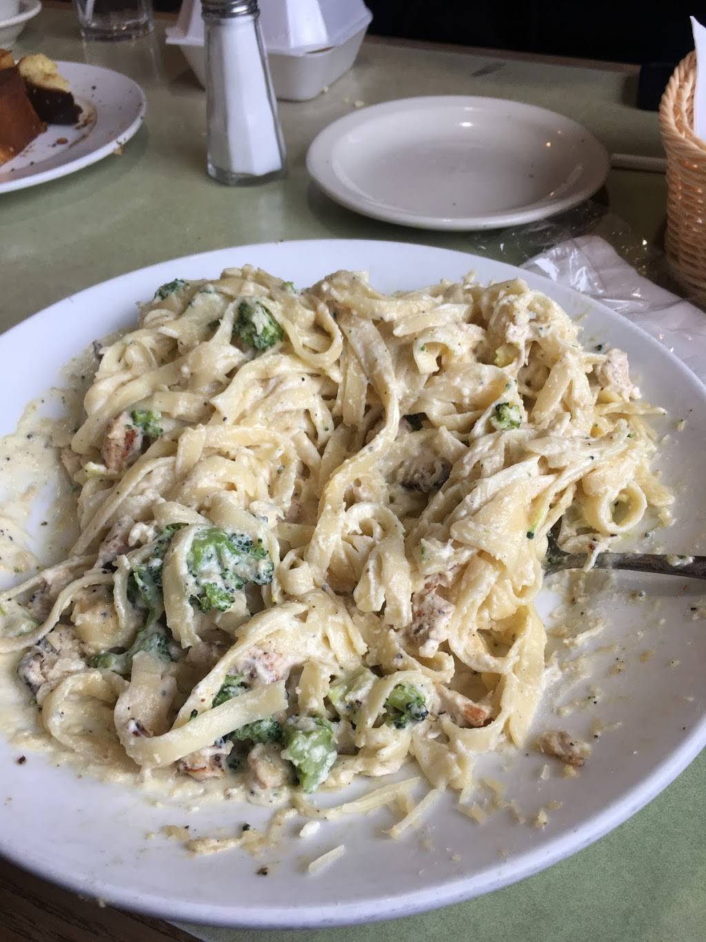 Landmark Restaurant Diner | restaurant | 4429 Central Ave, Charlotte, NC 28205, USA | 7045321153 OR +1 704-532-1153