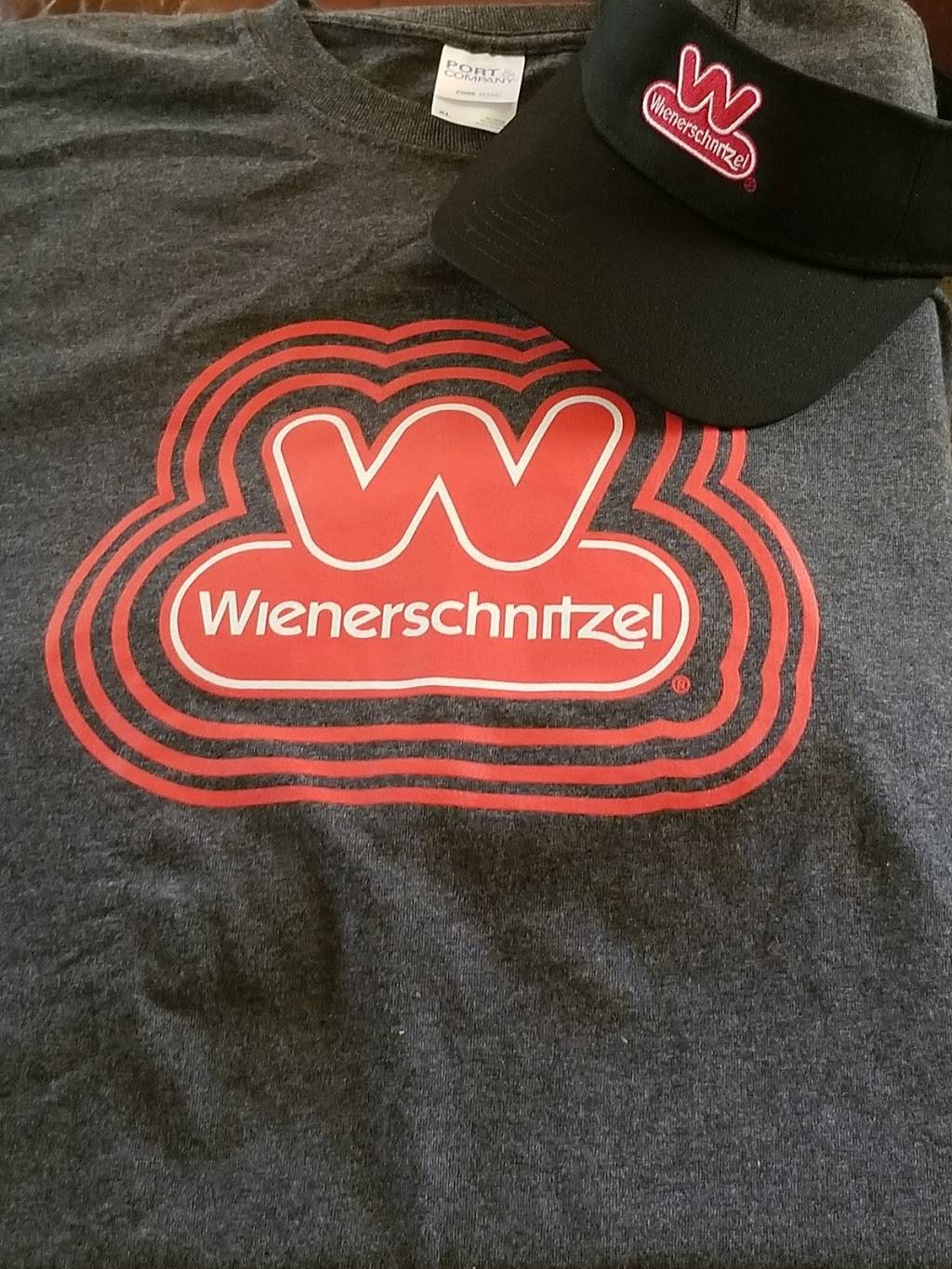 Wienerschnitzel | restaurant | 2500 W A St, Dixon, CA 95620, USA | 7076765019 OR +1 707-676-5019