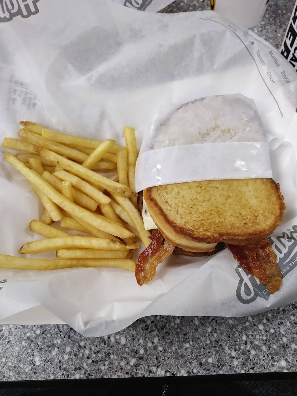 Hardees | restaurant | 4116 W Hillsborough Ave, Tampa, FL 33614, USA | 8138701290 OR +1 813-870-1290