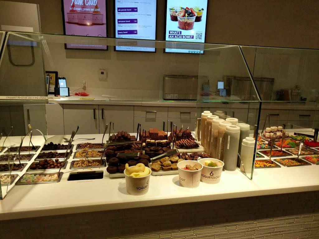 Yogurtology | restaurant | 15029 N Thompson Peak Pkwy, Scottsdale, AZ 85260, USA | 4804516900 OR +1 480-451-6900