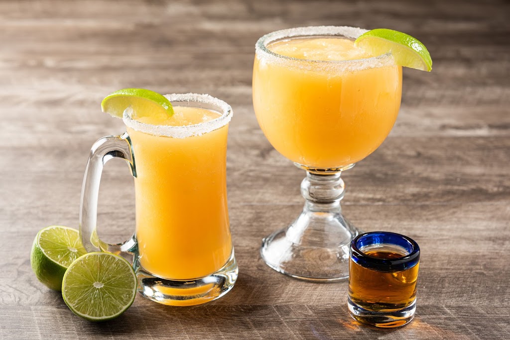 On the Border Mexican Grill & Cantina | restaurant | 7010 Padre Blvd, South Padre Island, TX 78597, USA | 9567721087 OR +1 956-772-1087