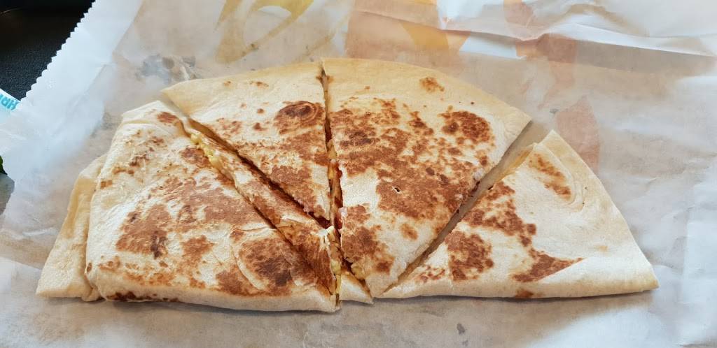 Taco Bell | meal takeaway | 12975 Palm Dr, Desert Hot Springs, CA 92240, USA | 7602513042 OR +1 760-251-3042