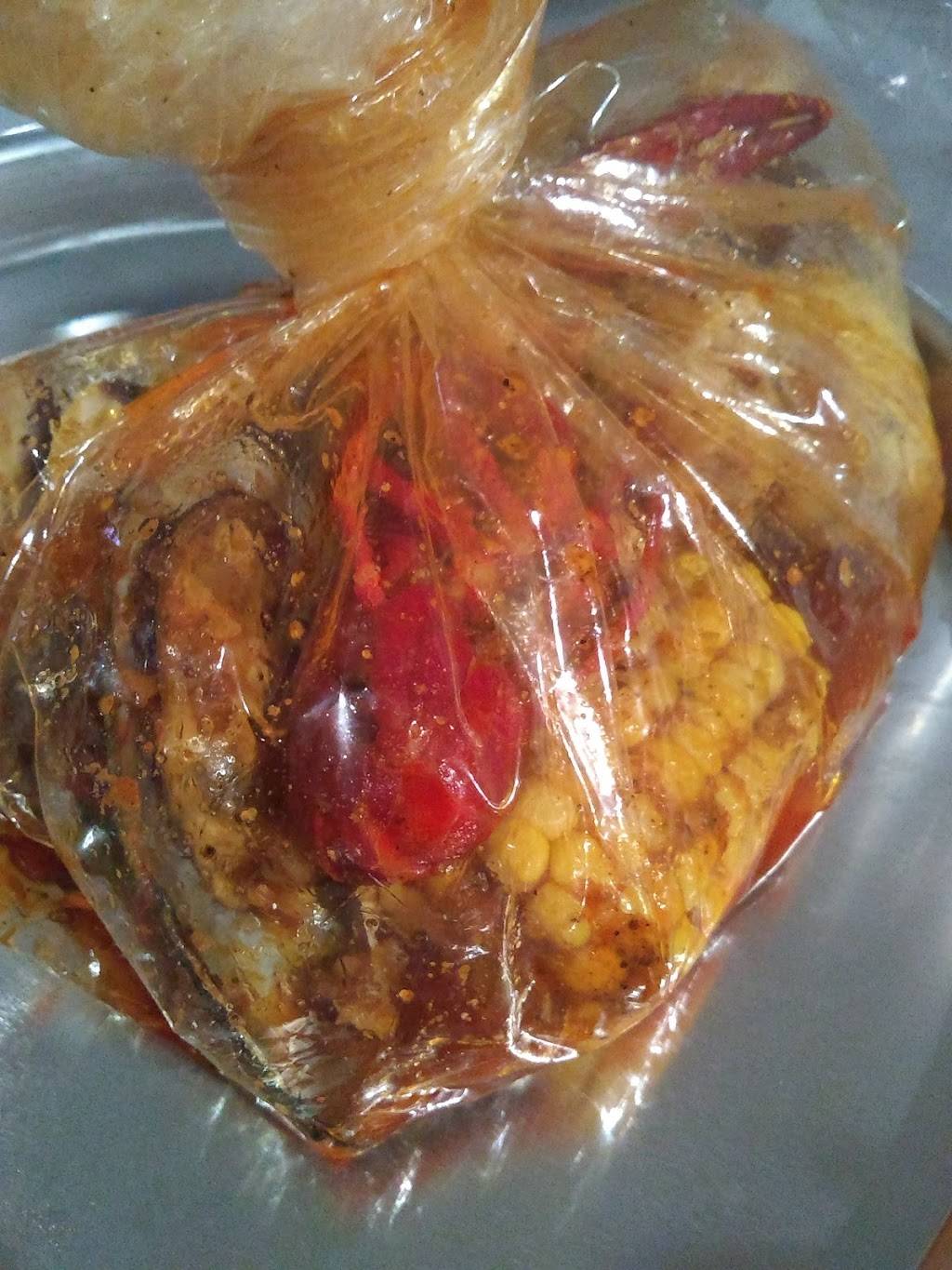 Crafty Crab | restaurant | 704 E Brandon Blvd, Brandon, FL 33511, USA | 8132785111 OR +1 813-278-5111