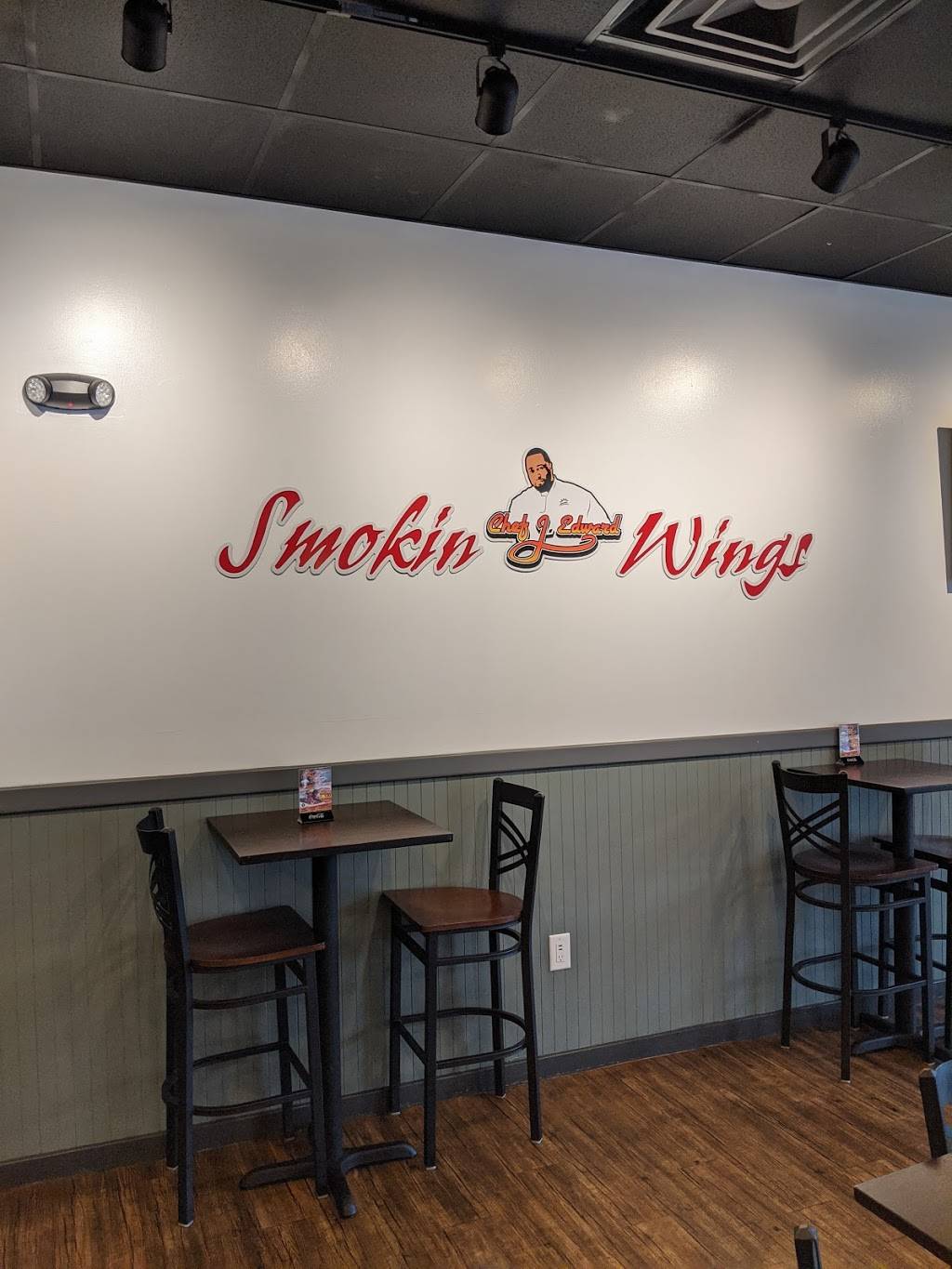 Smokin Wings | restaurant | 1054 E Butler Rd Ste A, Greenville, SC 29607, USA | 8645580051 OR +1 864-558-0051