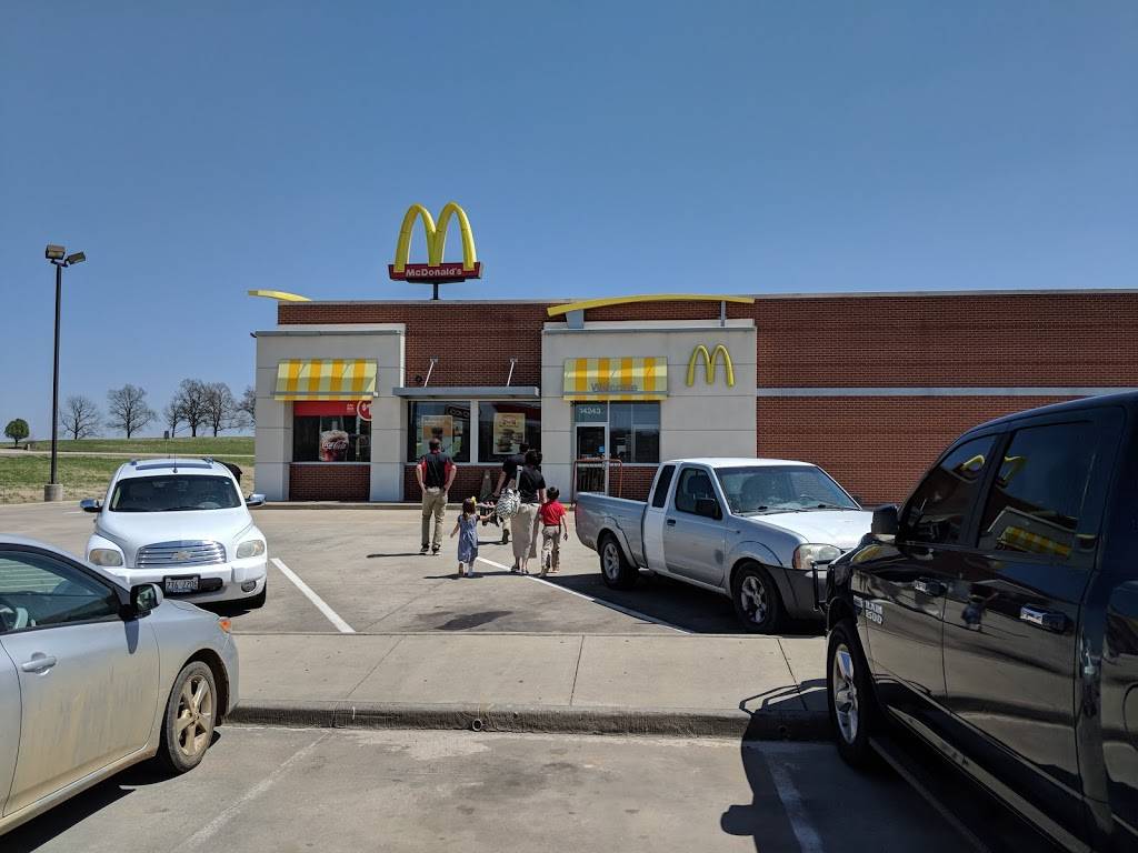 McDonalds | cafe | 14243 US-412, Huntsville, AR 72740, USA | 4797381777 OR +1 479-738-1777