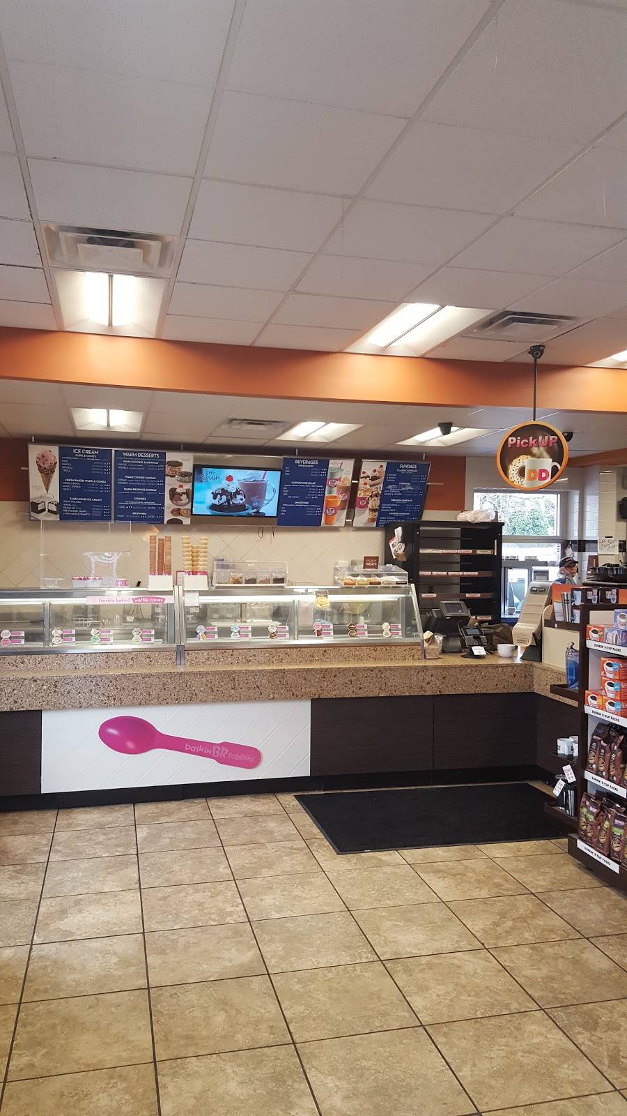 Dunkin | bakery | 2055 N Reading Rd, Denver, PA 17517, USA | 7173362332 OR +1 717-336-2332