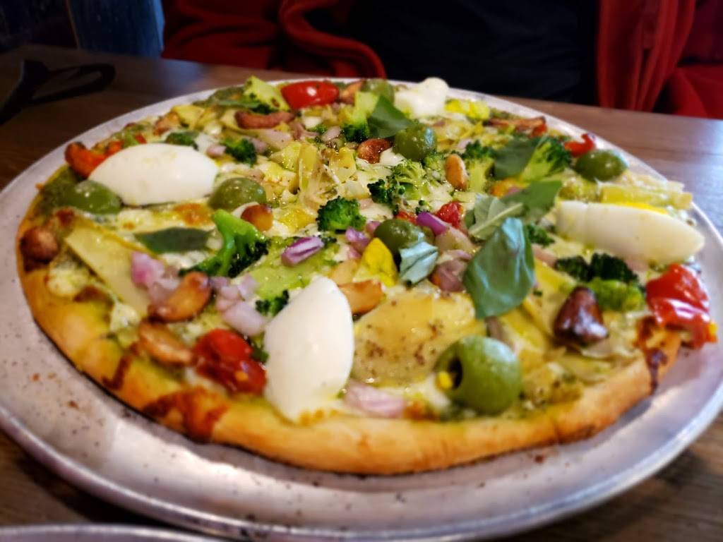 Herb & Fire Pizzeria - Grand Rapids | restaurant | 2121 Celebration Dr NE Suite 250, Grand Rapids, MI 49525, USA | 6167731895 OR +1 616-773-1895