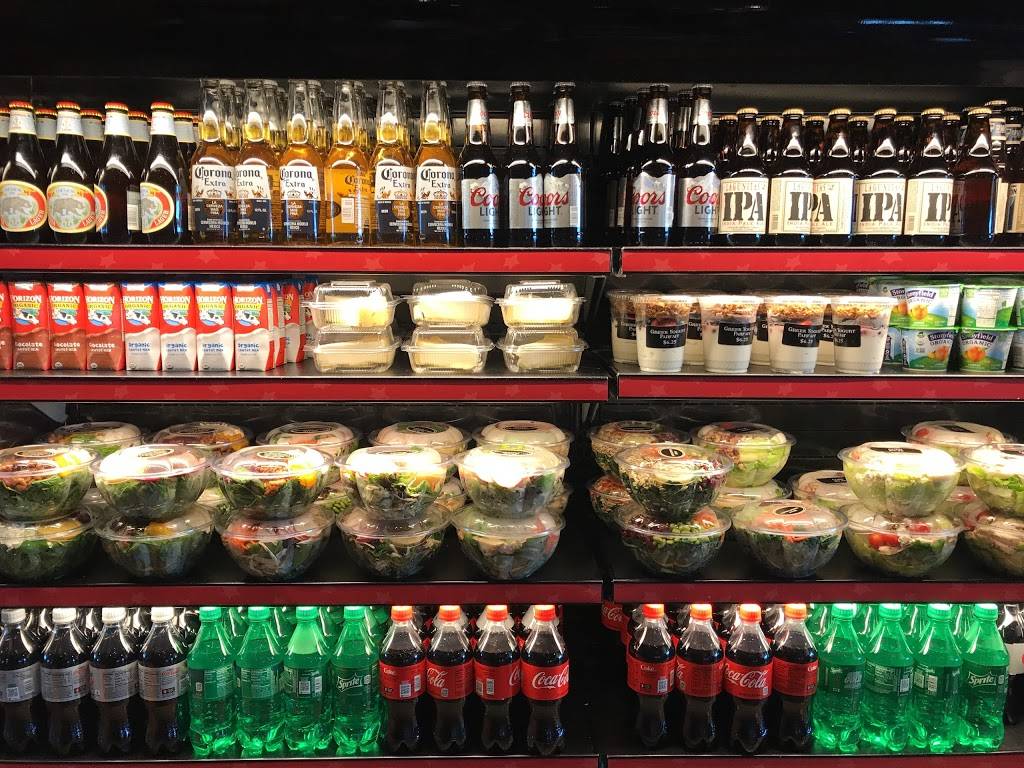 Firewood Café | restaurant | 1 Airport Dr, Oakland, CA 94621, USA | 5105633831 OR +1 510-563-3831