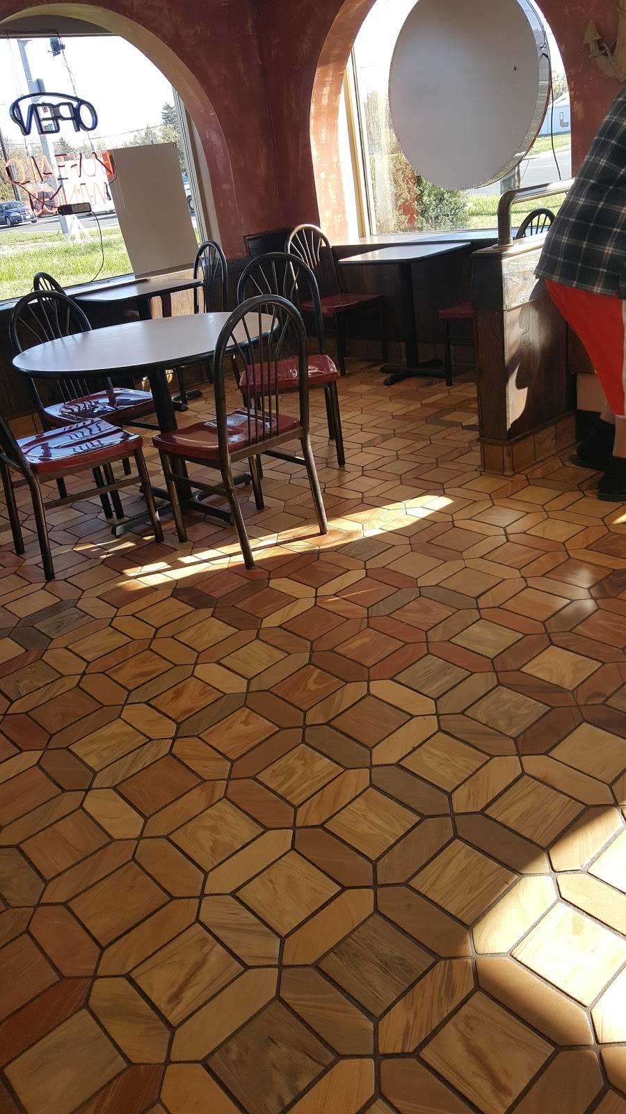 Fishermen | restaurant | 3506 Dorr St, Toledo, OH 43607, USA | 4195369295 OR +1 419-536-9295