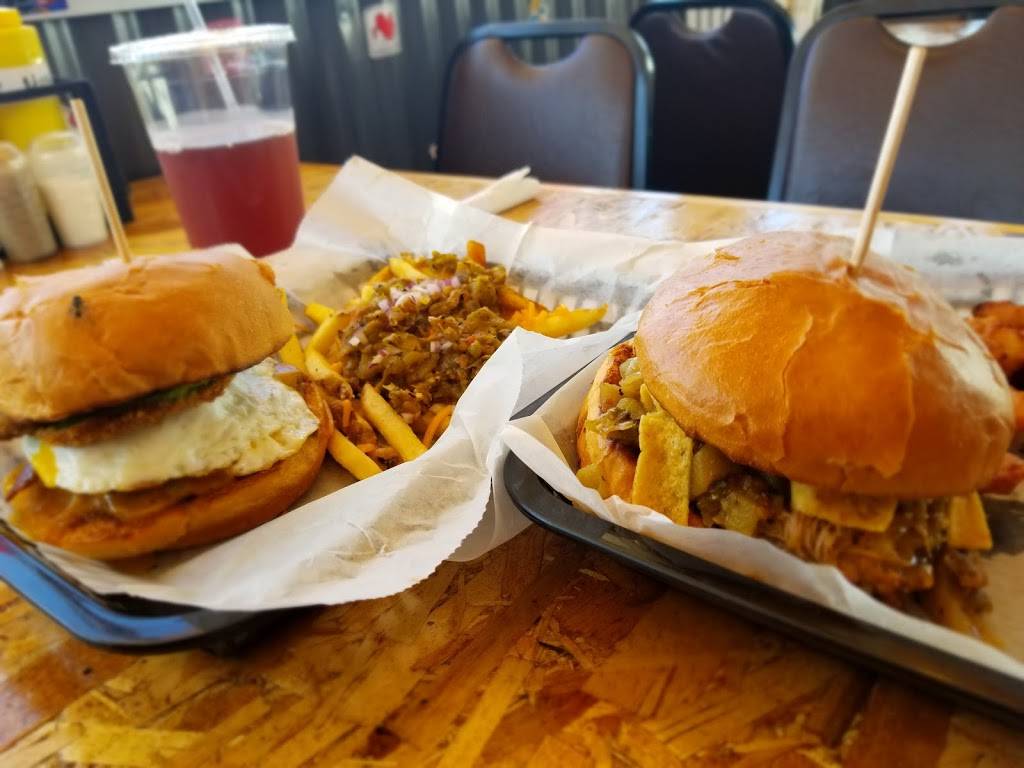 Big Sky Burger | restaurant | 1958 S Garrison St, Lakewood, CO 80227, USA | 3037635012 OR +1 303-763-5012