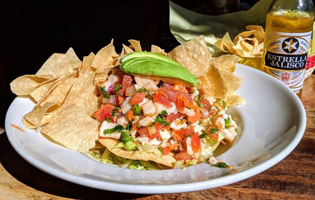 Los Agaves | restaurant | 7024 Market Pl Dr, Goleta, CA 93117, USA | 8059684000 OR +1 805-968-4000