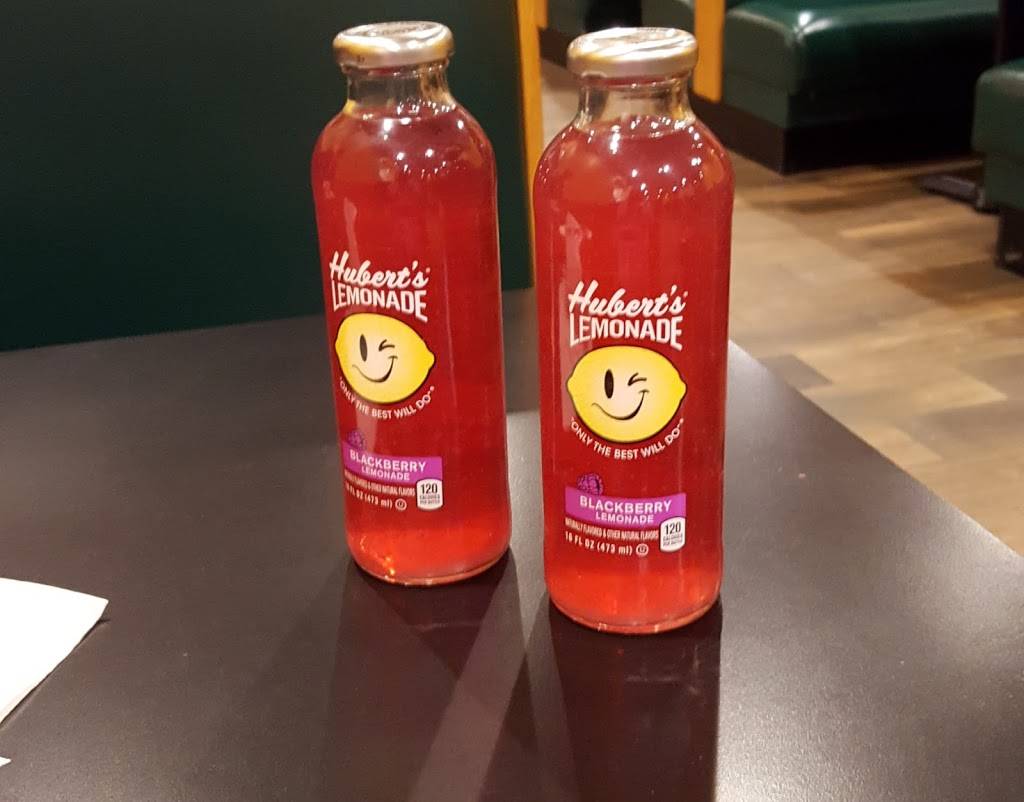 Amatos | restaurant | 3 Main St, Gorham, ME 04038, USA | 2078392511 OR +1 207-839-2511