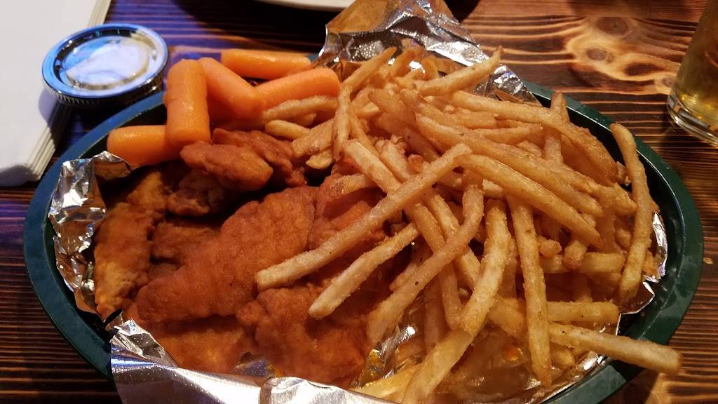 Mooneys Sports Bar & Grill | restaurant | 4628 Broadway, Depew, NY 14043, USA | 7166812121 OR +1 716-681-2121