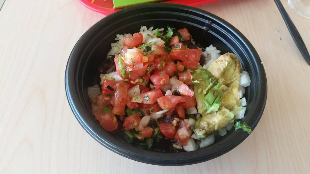 Del Taco | meal takeaway | 11879 Artesia Blvd, Artesia, CA 90701, USA | 5628653953 OR +1 562-865-3953