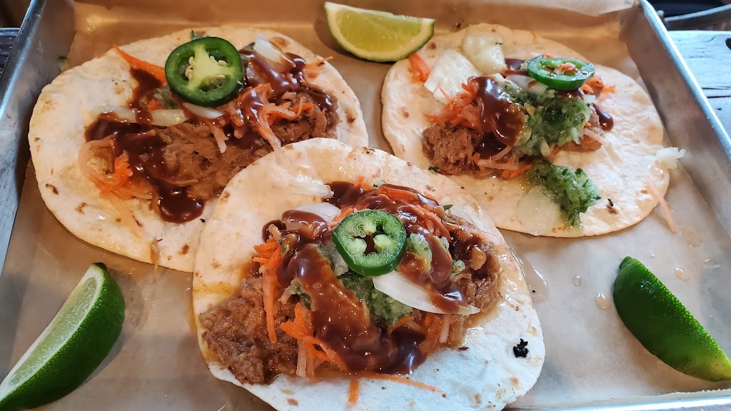 Sammy Barkers | restaurant | 875 E 9 Mile Rd, Pensacola, FL 32514, USA | 8509126000 OR +1 850-912-6000