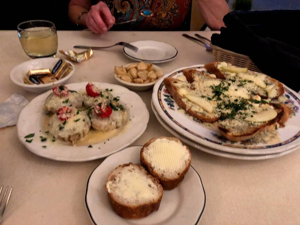 Ermilios Italian Home Cooking | restaurant | 26 White St, Eureka Springs, AR 72632, USA | 4792538806 OR +1 479-253-8806