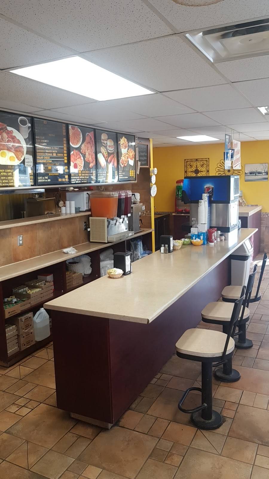 Au Gueuleton Vercheres Inc | restaurant | 652 Rte Marie-Victorin, Verchères, QC J0L 2R0, Canada | 4505833481 OR +1 450-583-3481