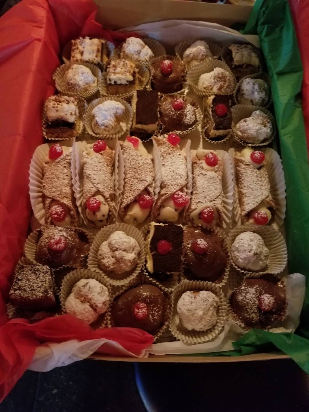 Caffe Italia Alessandras | restaurant | 100 Central Ave, Summerville, SC 29483, USA | 8438732200 OR +1 843-873-2200