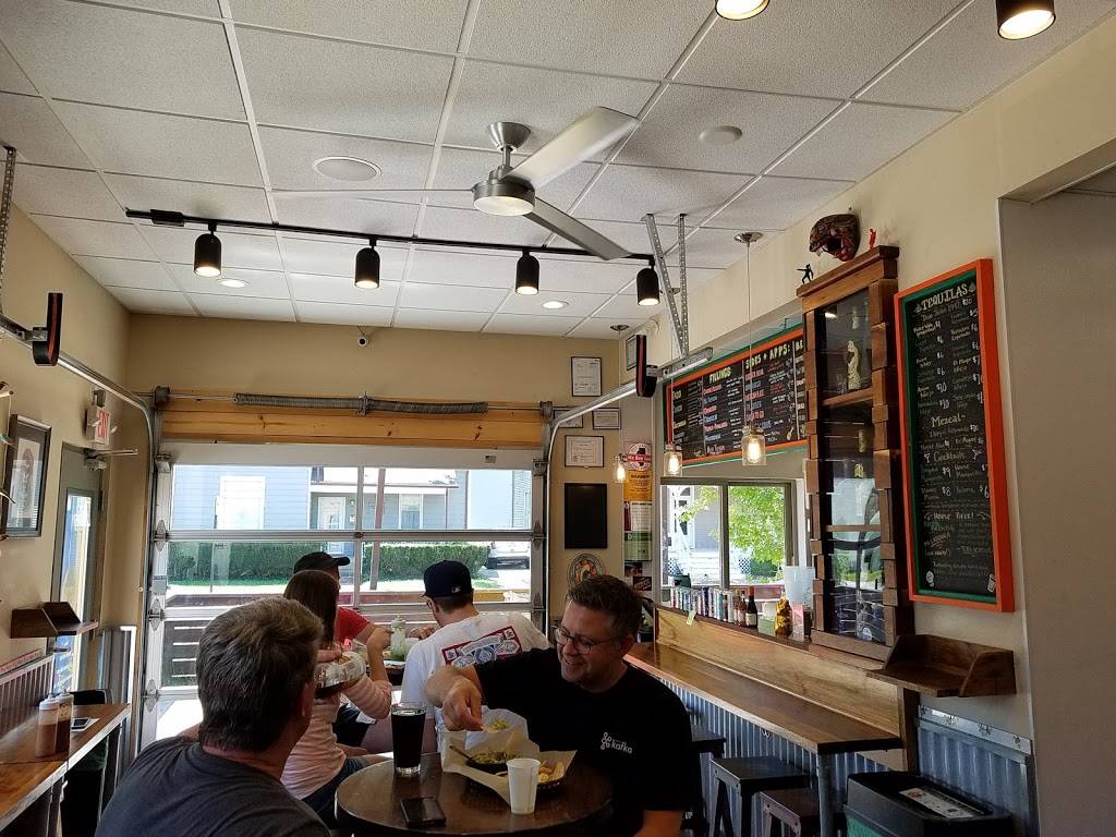 Taqueria Z | restaurant | 109 E Park St, Edwardsville, IL 62025, USA | 6183075018 OR +1 618-307-5018