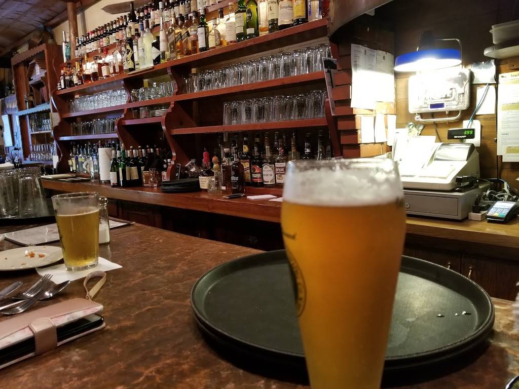 Glarner Stube | meal takeaway | 518 1st St, New Glarus, WI 53574, USA | 6085272216 OR +1 608-527-2216