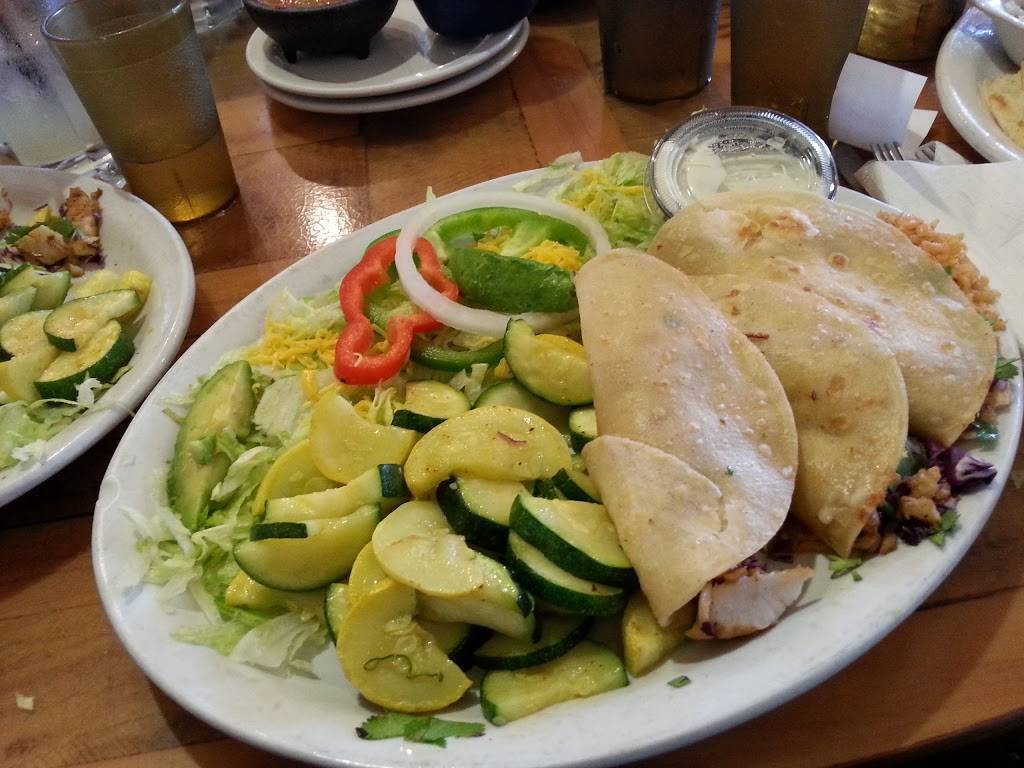 Esparzas Restaurante Mexicano | restaurant | 124 E Worth St, Grapevine, TX 76051, USA | 8174814668 OR +1 817-481-4668