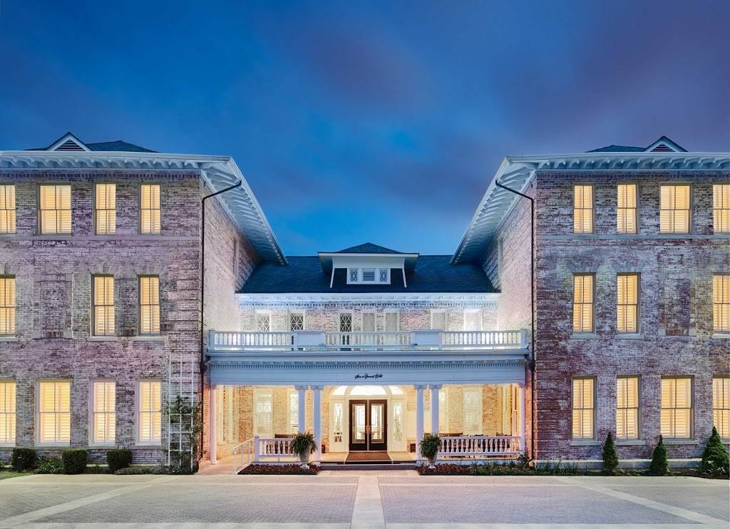 Inn at Carnall Hall | night club | 465 Arkansas Ave, Fayetteville, AR 72701, USA | 4795820400 OR +1 479-582-0400