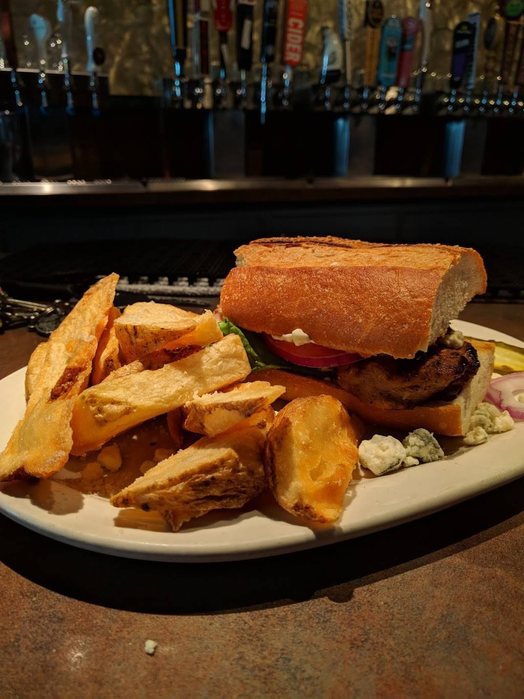 City Pub | restaurant | 2620 Broadway, Redwood City, CA 94063, USA | 6503632620 OR +1 650-363-2620