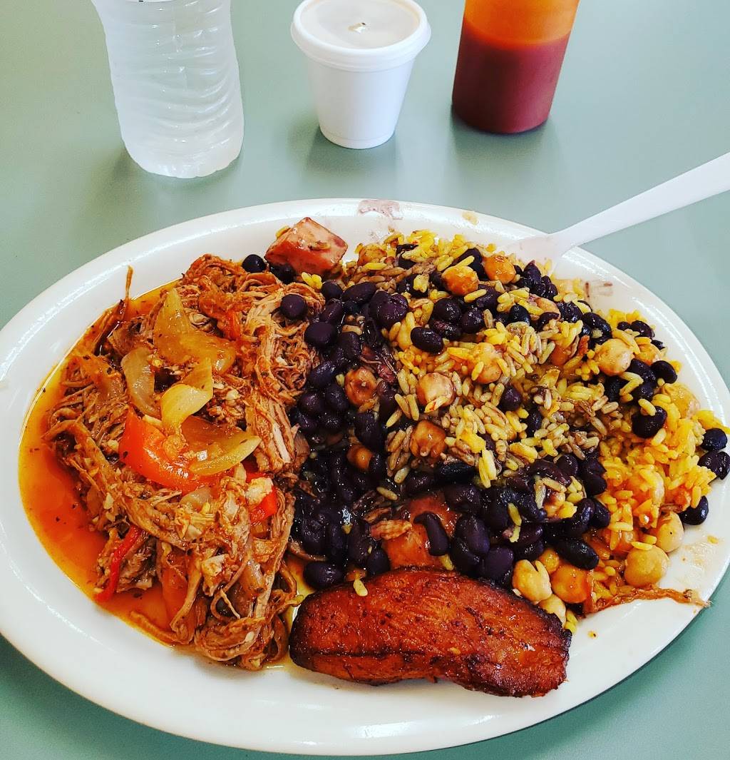 Pinos Cuban Cafe | restaurant | 6901 W Hillsborough Ave, Tampa, FL 33634, USA | 8133746590 OR +1 813-374-6590