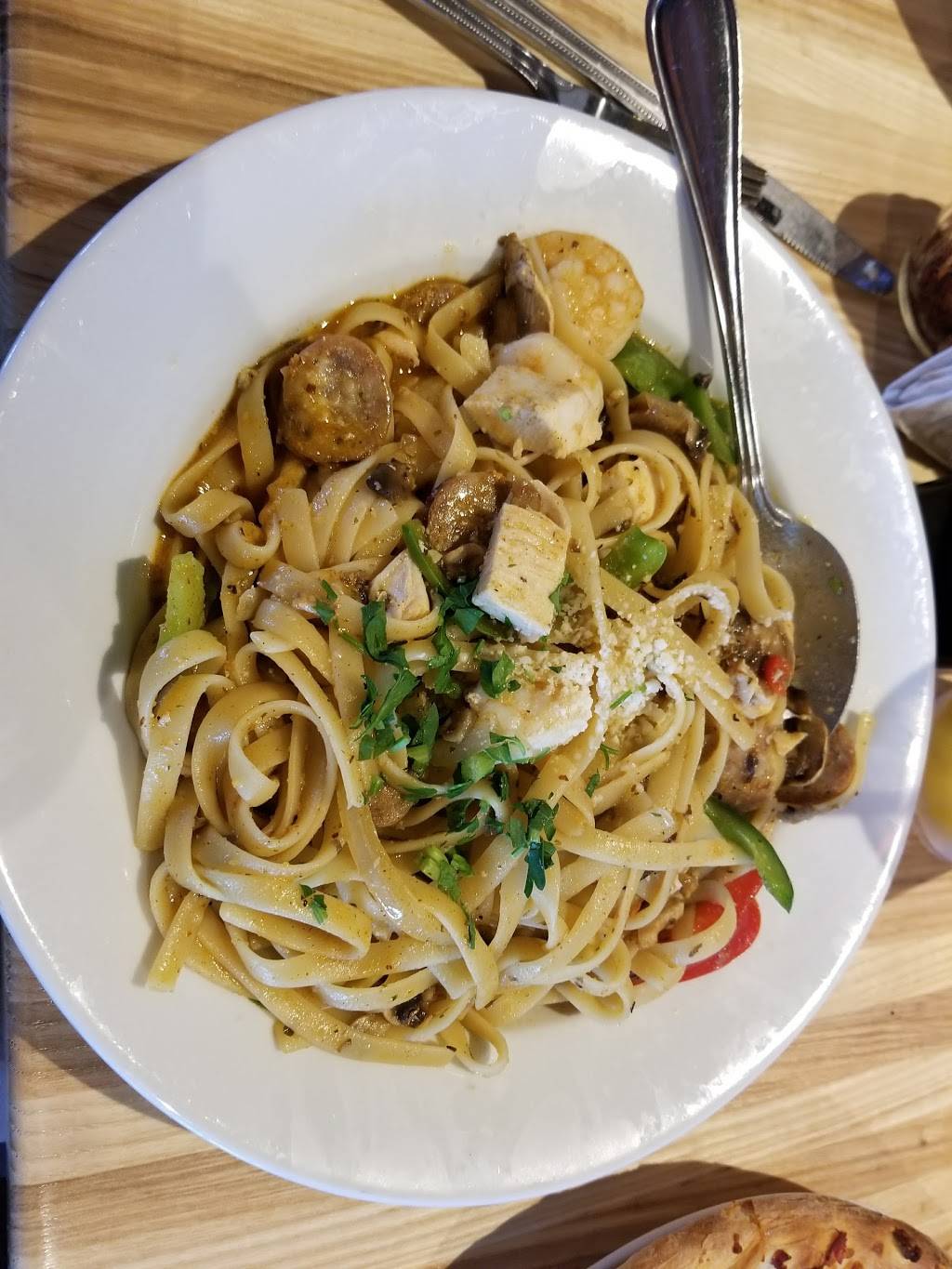 Babbo Italian Eatery | restaurant | 16433 W Bell Rd, Surprise, AZ 85374, USA | 6238251919 OR +1 623-825-1919