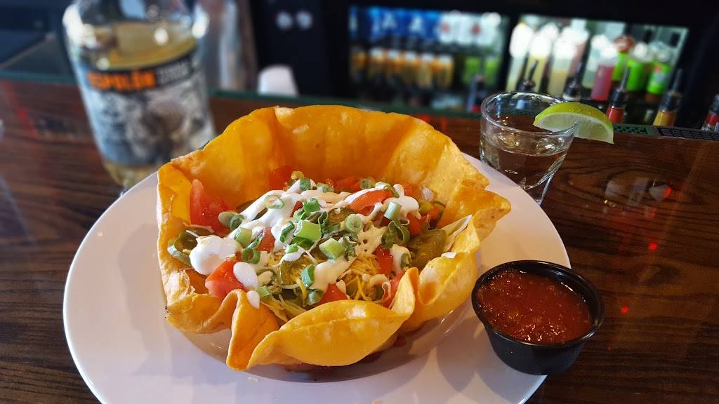 Brick House KC | restaurant | 400 E 31st St, Kansas City, MO 64108, USA | 8162553912 OR +1 816-255-3912