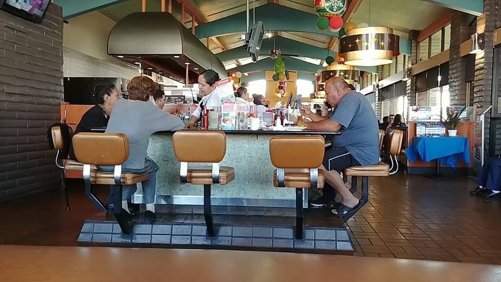 NORMS Restaurant | restaurant | 17844 Lakewood Blvd, Bellflower, CA 90706, USA | 5629250426 OR +1 562-925-0426