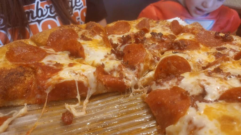 Marcos Pizza | restaurant | 149 Orville Rd, Essex, MD 21221, USA | 4435790229 OR +1 443-579-0229