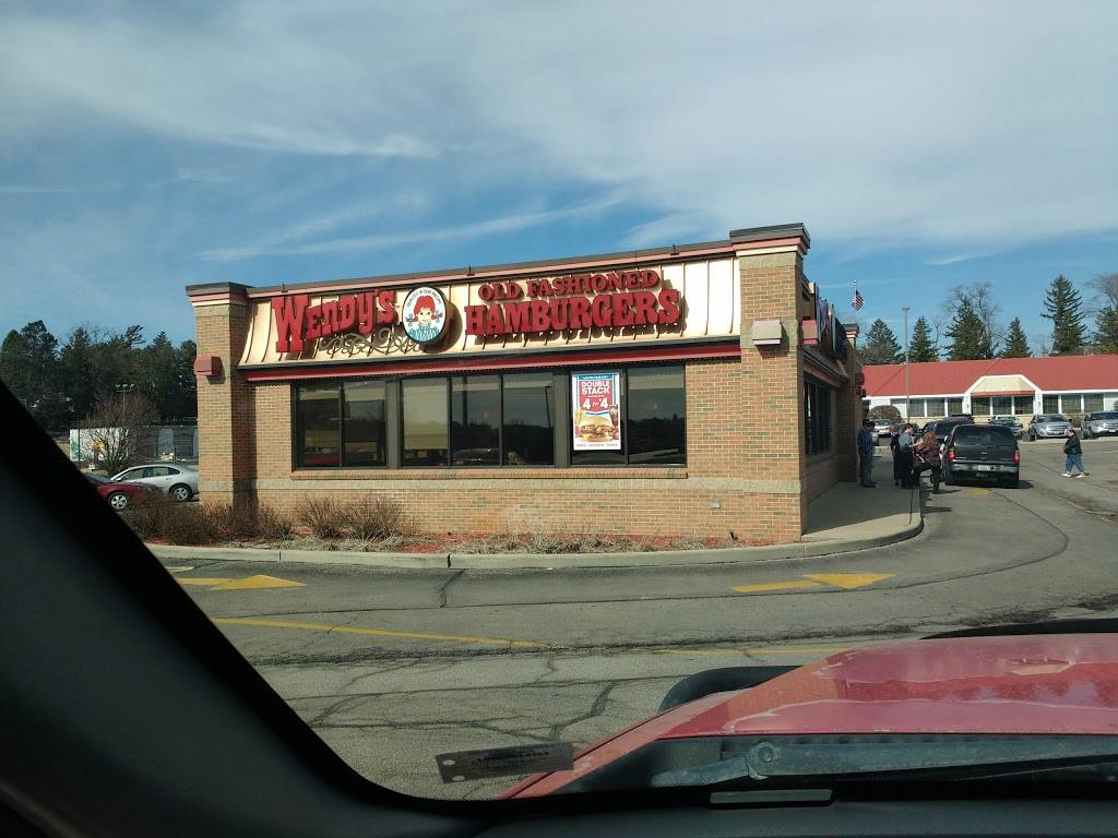 Country Junction Restaurant | restaurant | 1669 Willard Dr, Freeport, IL 61032, USA | 8152357197 OR +1 815-235-7197