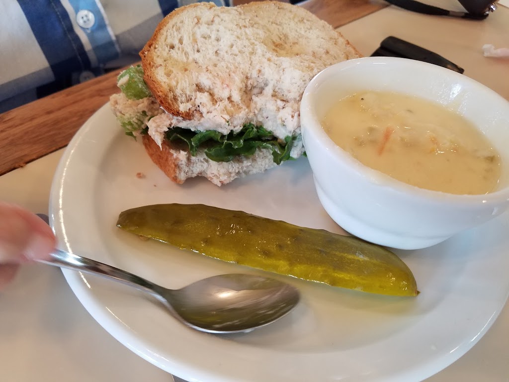 Nancys Cafe | restaurant | 26380 S Indian Rd, Park Hill, OK 74451, USA | 9184586141 OR +1 918-458-6141