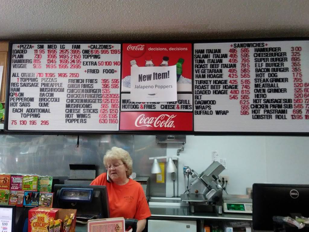 Arkay Pizza & Variety Store | meal takeaway | 172 Farmington Falls Rd, Farmington, ME 04938, USA | 2077783944 OR +1 207-778-3944