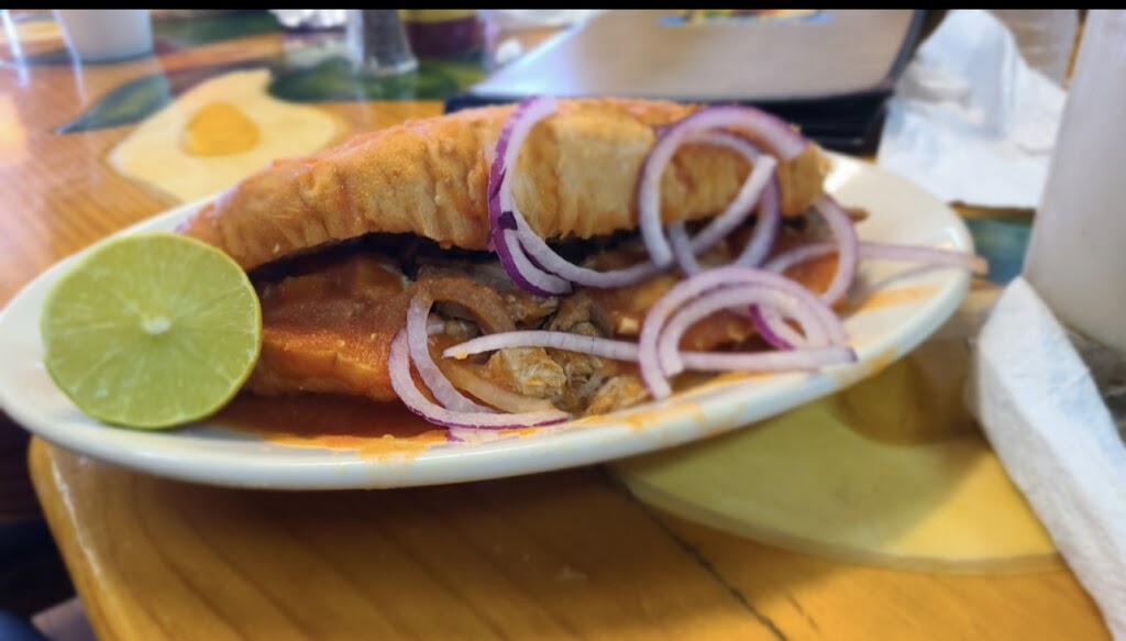 La casa de Las Flores-Taqueria | restaurant | 6446 W Washington St, Indianapolis, IN 46241, USA | 3172208271 OR +1 317-220-8271