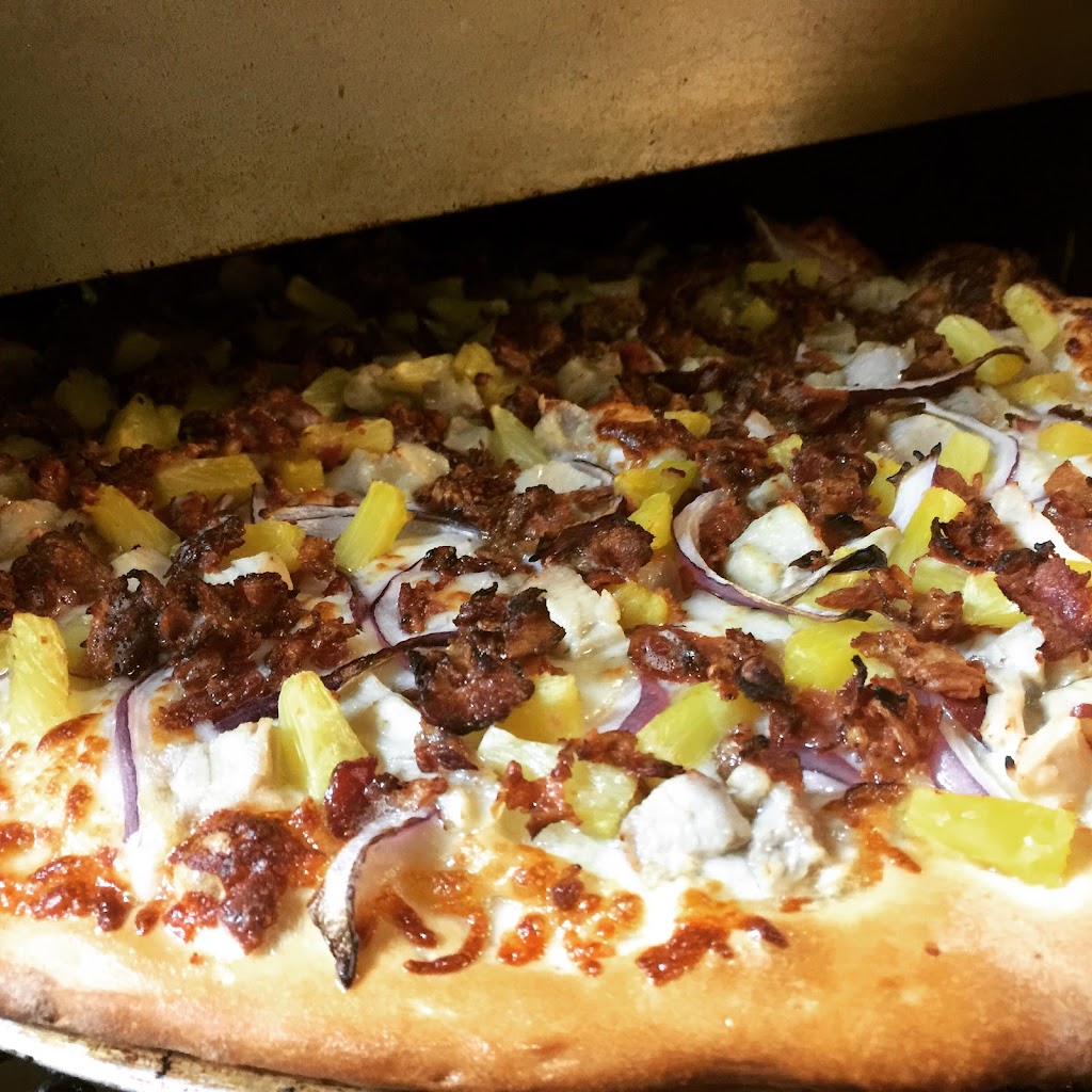 Delish Pizza | restaurant | 2200 16th St, Sacramento, CA 95818, USA | 9167019959 OR +1 916-701-9959