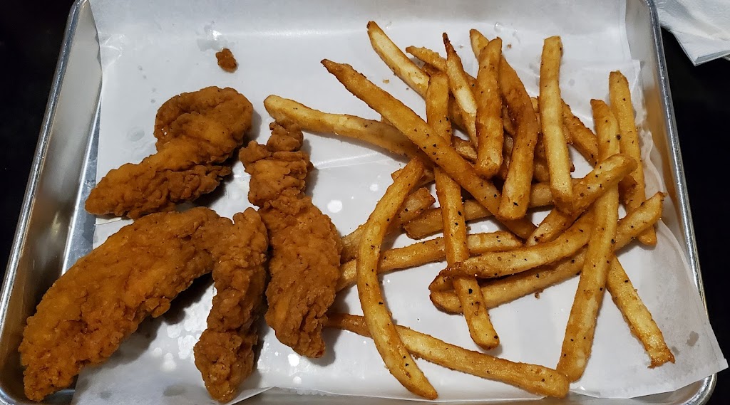 Murfs Grille | restaurant | 3115 W 6th St, Lawrence, KS 66049, USA | 7858566873 OR +1 785-856-6873