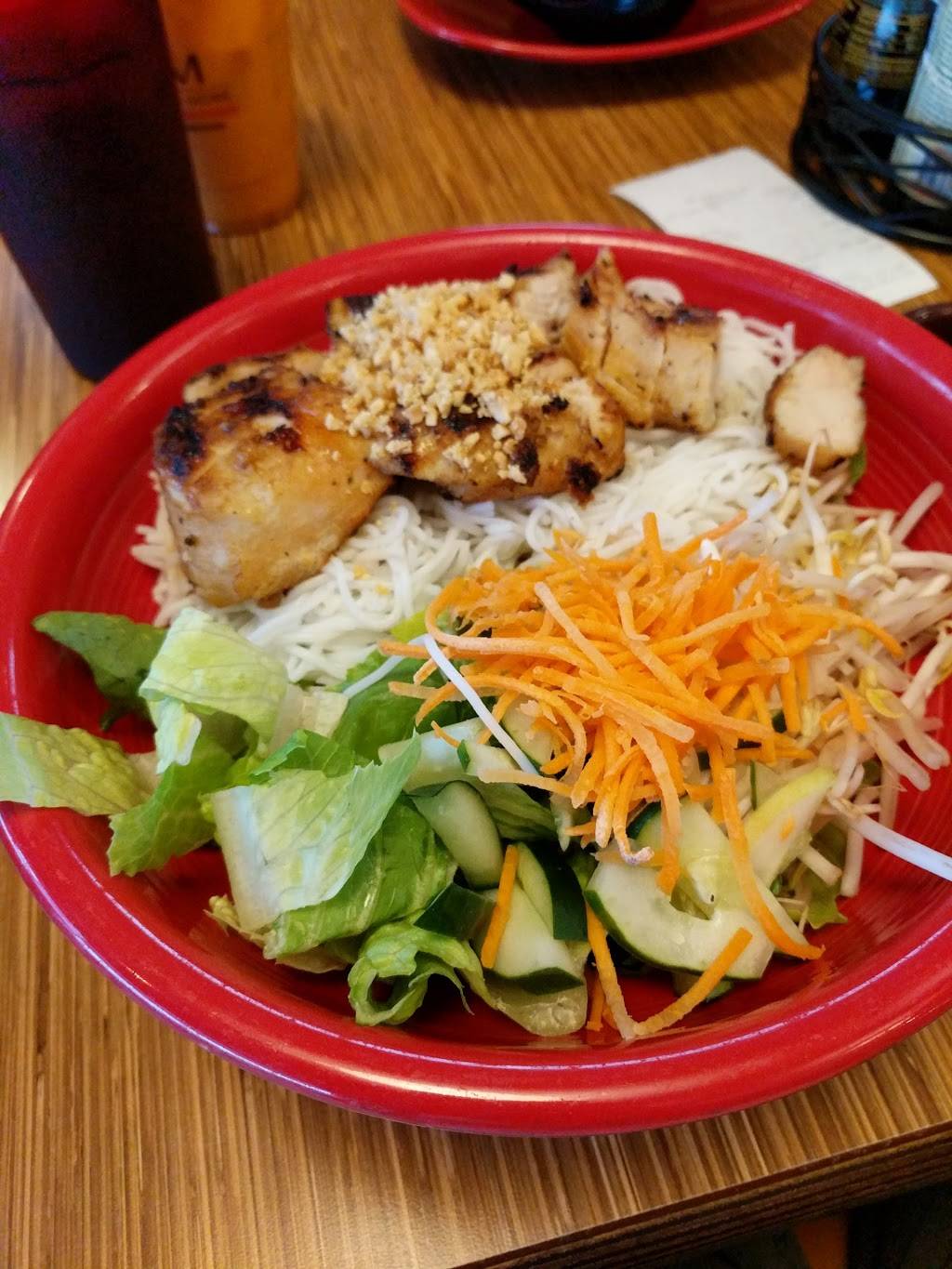 Nam Noodles And More | restaurant | 2512 Rice Boulevard, Houston, TX 77005, USA | 7135331188 OR +1 713-533-1188