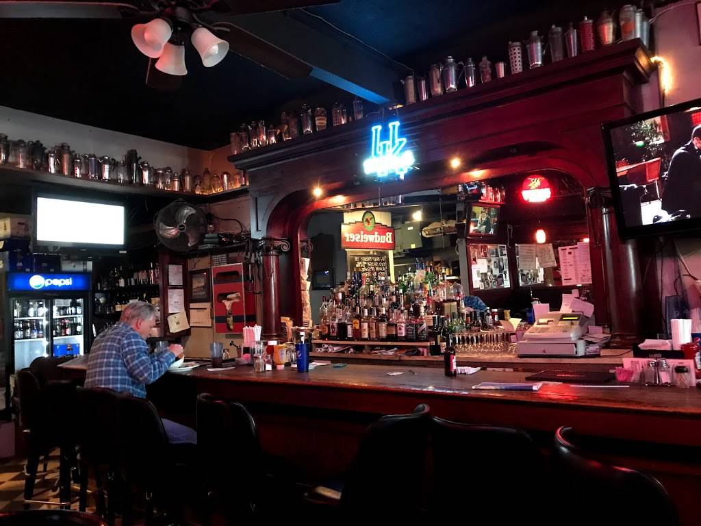 Thoroughbred Restaurant | restaurant | 1483 Leestown Rd, Lexington, KY 40511, USA | 8592529153 OR +1 859-252-9153