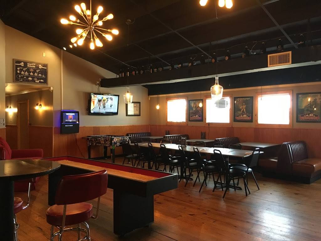 Texas Beer Refinery Taproom + Kitchen | restaurant | 2709 Dickinson Ave, Dickinson, TX 77539, USA | 8323407424 OR +1 832-340-7424