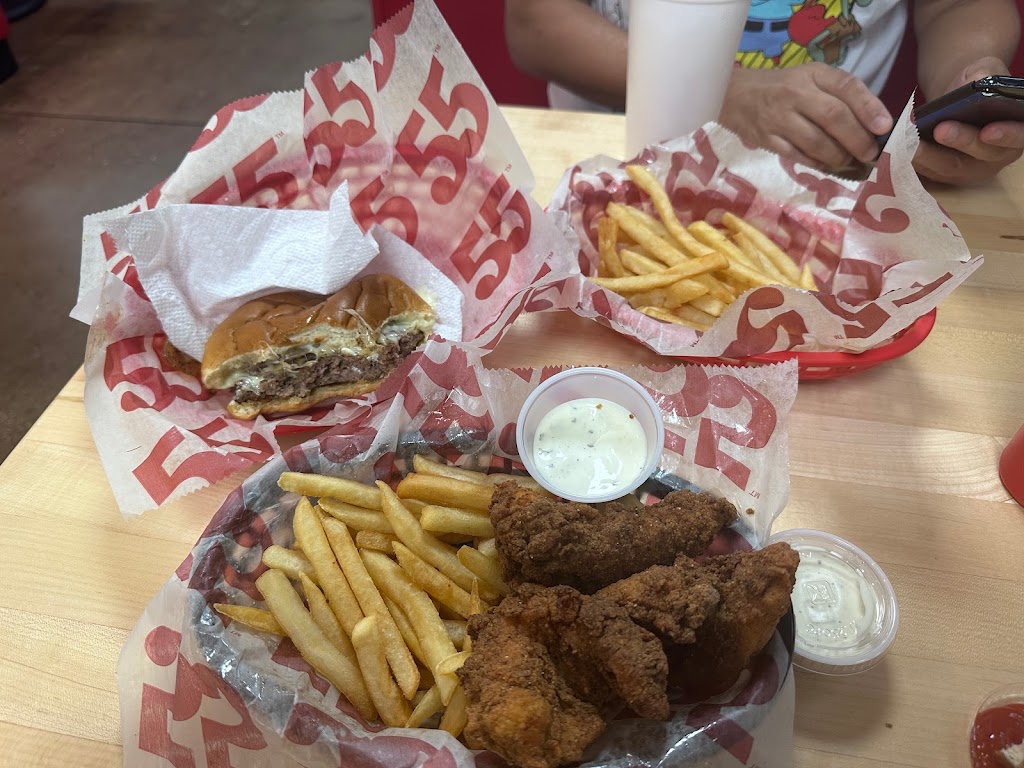 Hwy 55 Burgers, Shakes & Fries | restaurant | 1507 N Jackson St, Tullahoma, TN 37388, USA | 9315637613 OR +1 931-563-7613