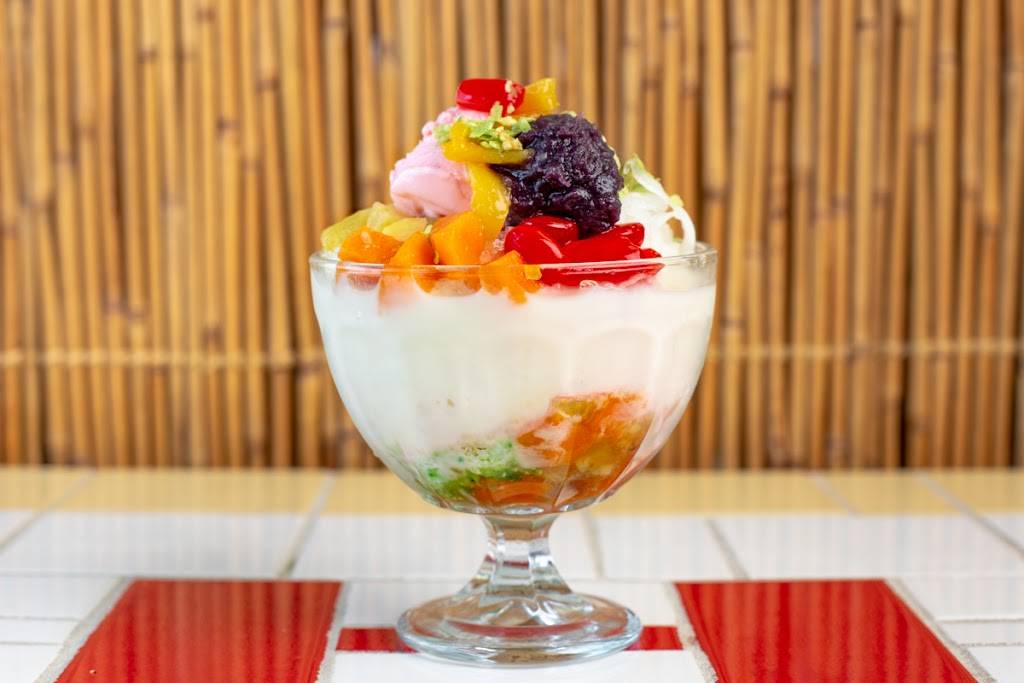 Halo Halo Foods | restaurant | 1085 Fewster Dr, Mississauga, ON L4W 1A2, Canada | 9052829233 OR +1 905-282-9233