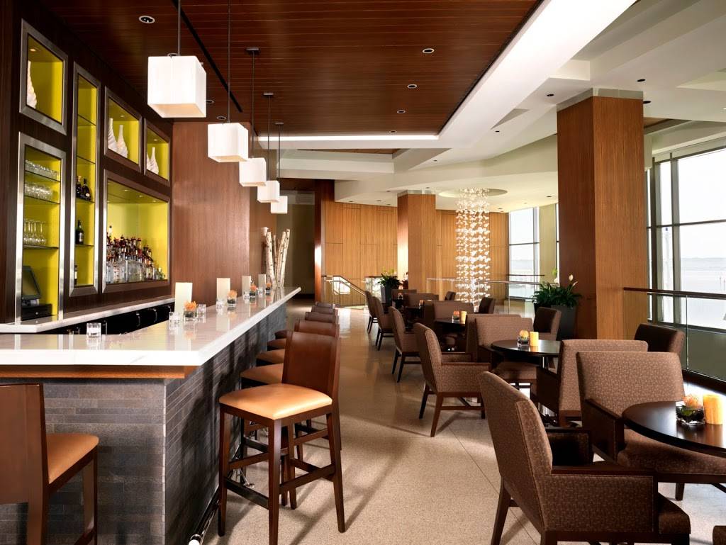 Sauciety an American Grill | restaurant | 171 Waterfront St, Oxon Hill, MD 20745, USA | 2407663640 OR +1 240-766-3640