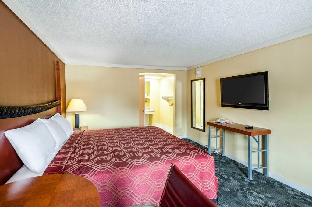 Econo Lodge | restaurant | 6021 Francis Scott Key Dr, Frederick, MD 21704, USA | 3016980555 OR +1 301-698-0555