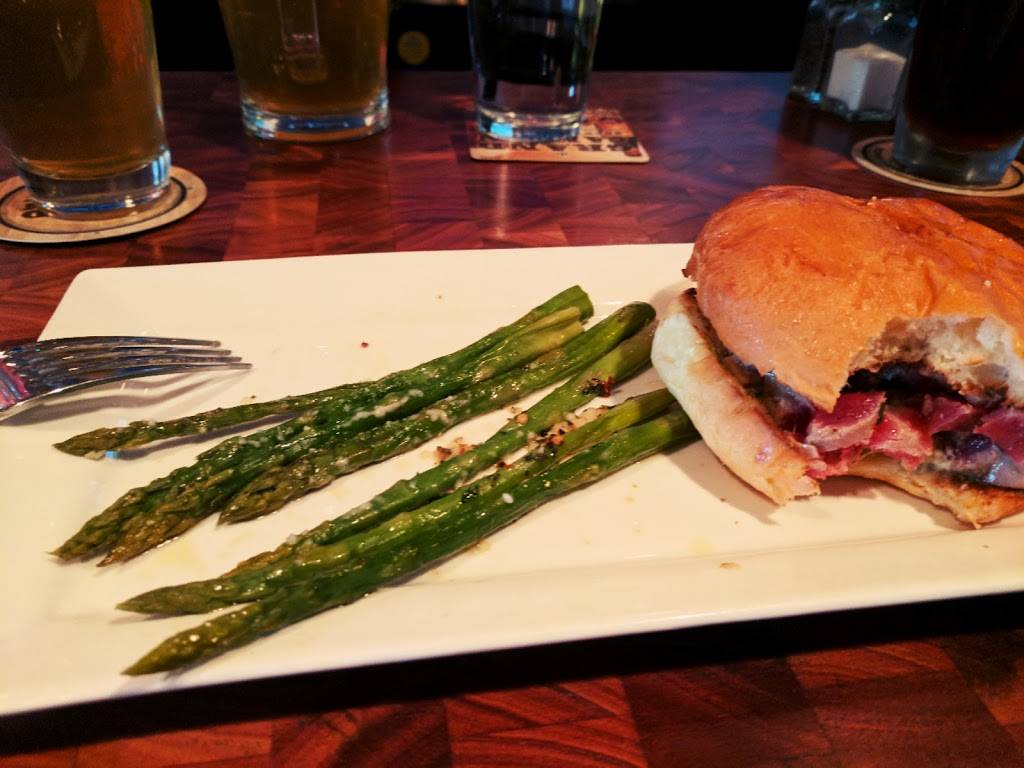 Spoke & Wheel - Phoenix | restaurant | 8525 N Central Ave, Phoenix, AZ 85020, USA | 6028708843 OR +1 602-870-8843