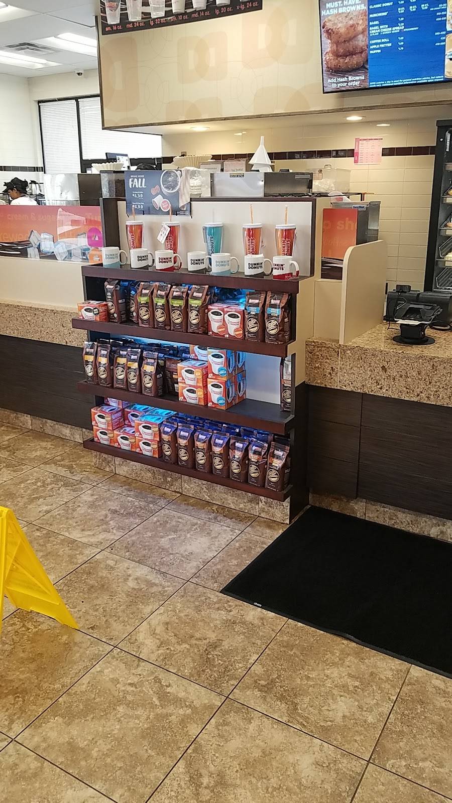Dunkin | bakery | 2561 E Aurora Rd, Twinsburg, OH 44087, USA | 3305485049 OR +1 330-548-5049